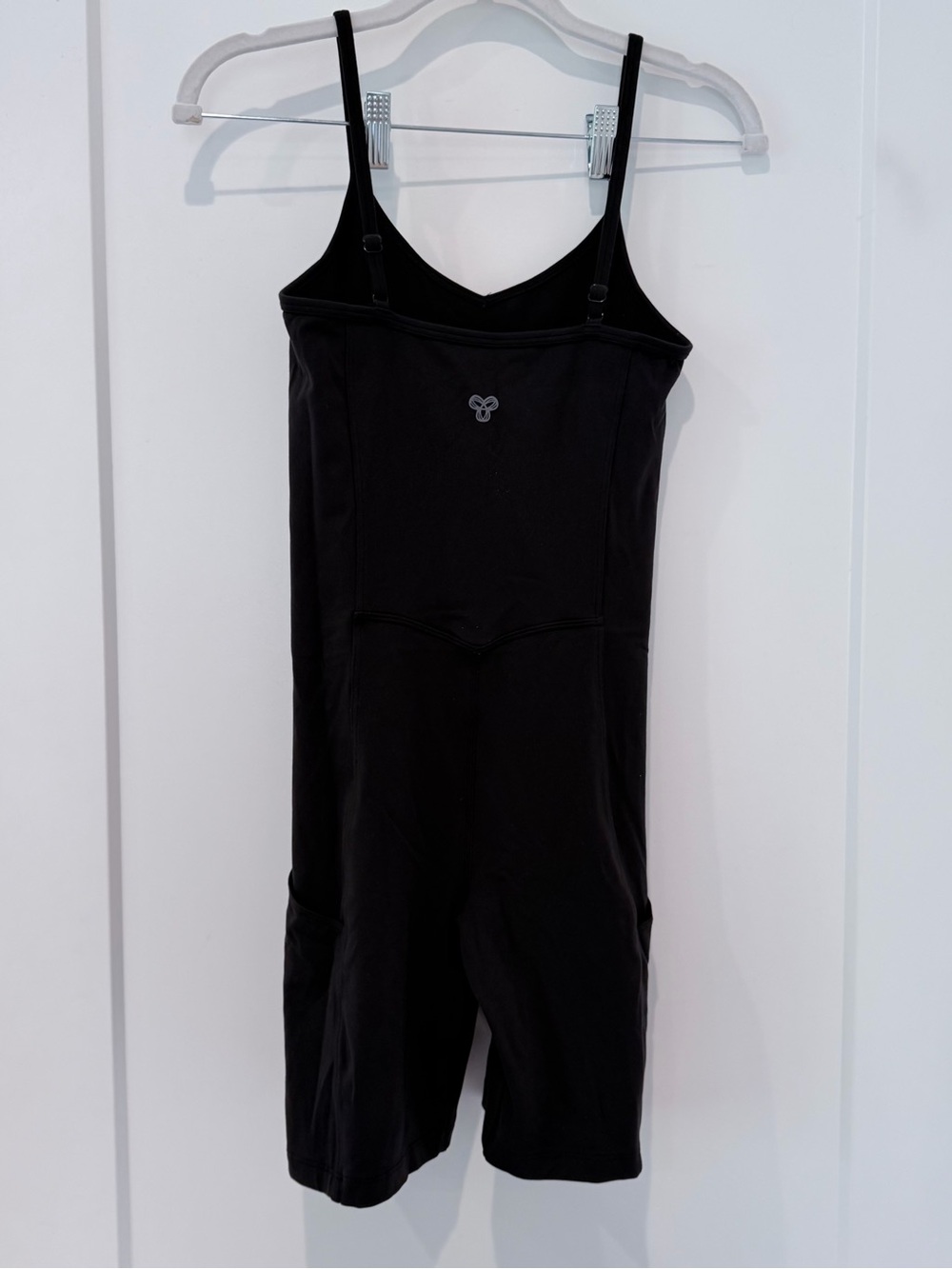 Aritzia TNA Black Athletic Jumpsuit Romper w pockets - XS